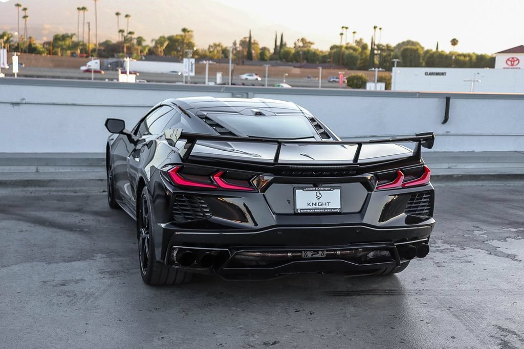 Used 2020 Chevrolet Corvette Stingray Preferred Cpe w/ 2LT Preferred Equipment Group RWD image 7