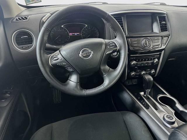 Certified 2020 Nissan Pathfinder SV image 20