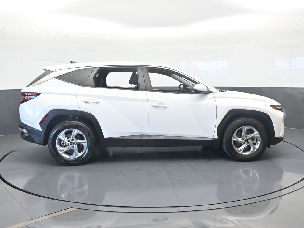 Used 2023 Hyundai Tucson SE image 7