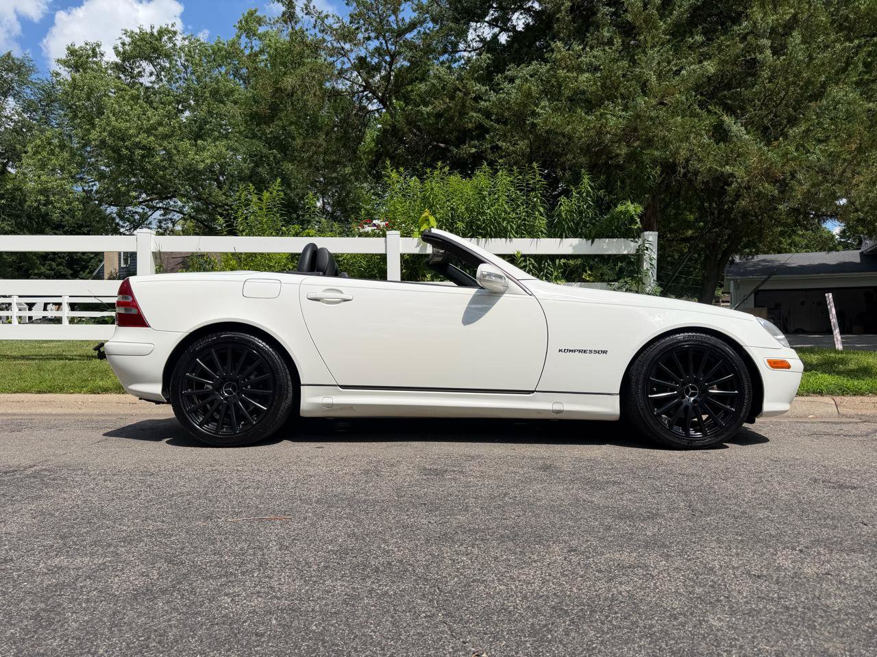 Used 2004 Mercedes-Benz SLK 230 image 18