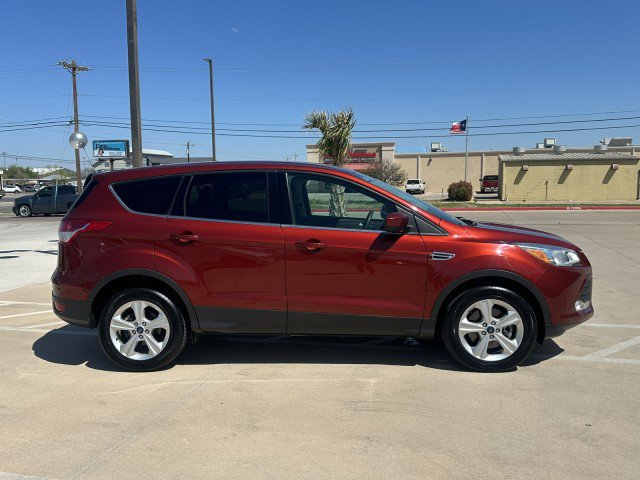 Used 2015 Ford Escape SE image 5