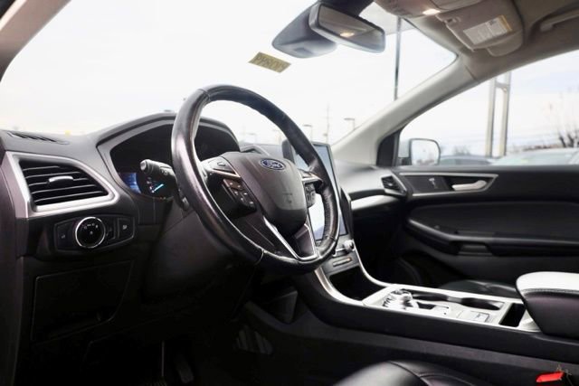 Used 2023 Ford Edge SEL image 15