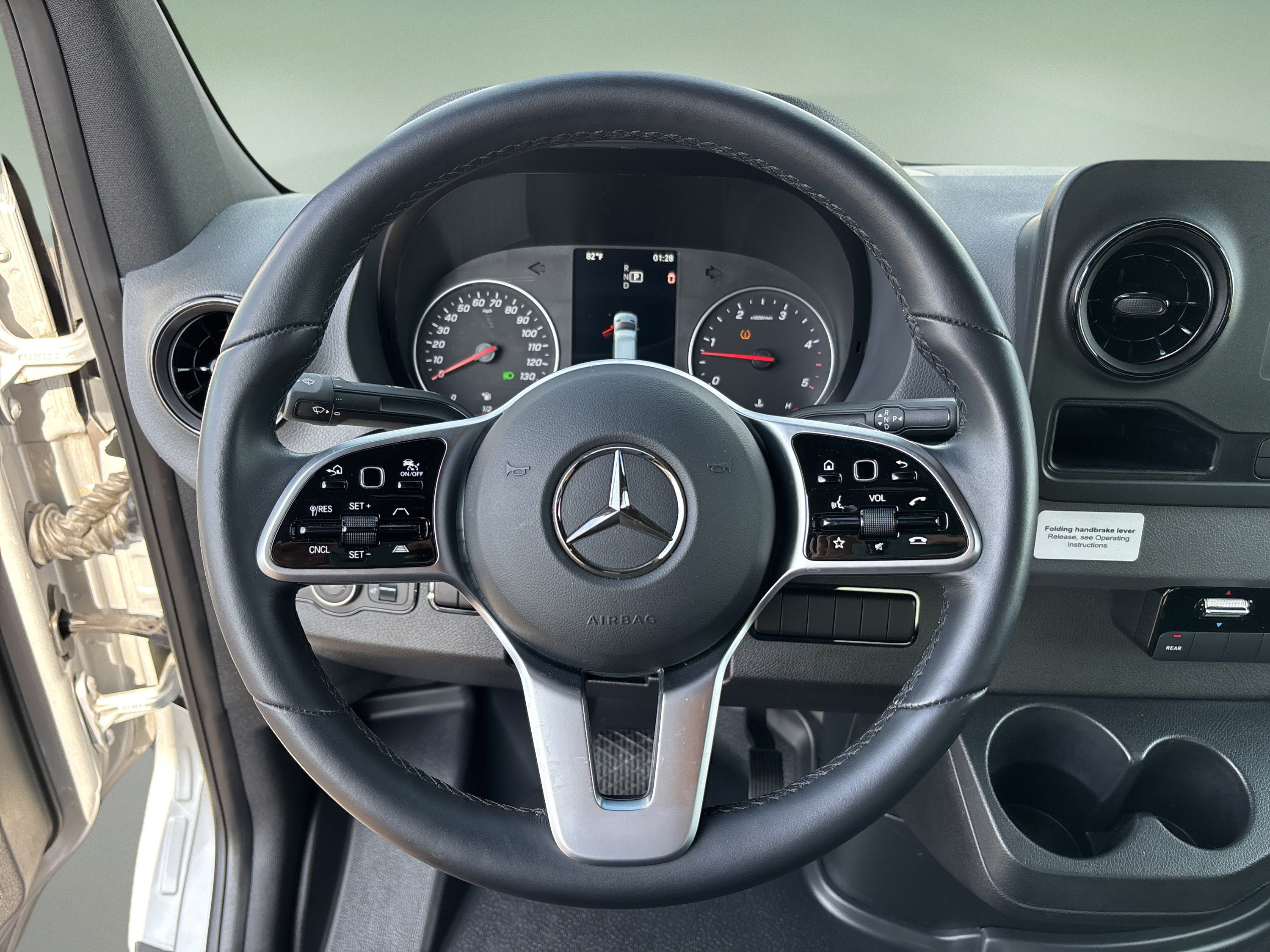 Used 2021 Mercedes-Benz Sprinter 2500 image 19