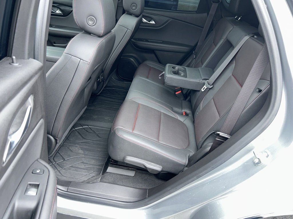 Used 2024 Chevrolet Blazer RS w/ Driver Confidence II Package image 9