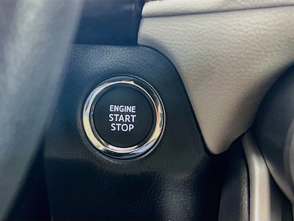 Used 2025 Toyota RAV4 XLE w/ Convenience Package FWD image 19