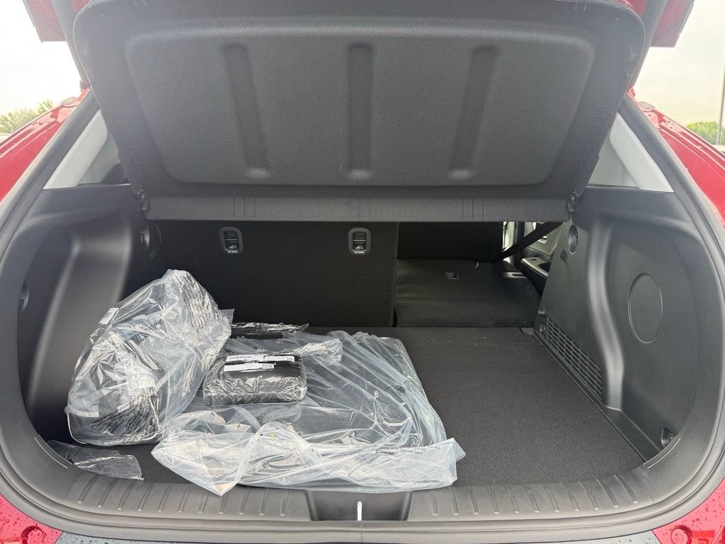 Certified 2024 Hyundai Kona Limited AWD/4WD image 7