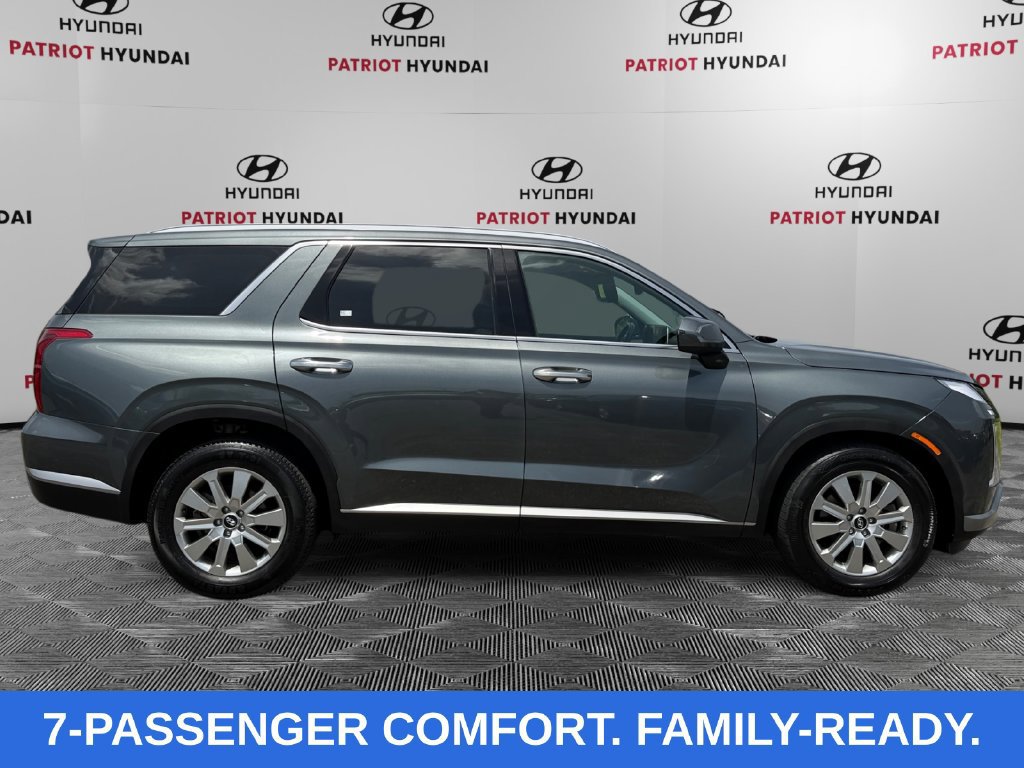 Used 2024 Hyundai Palisade SEL AWD/4WD image 3