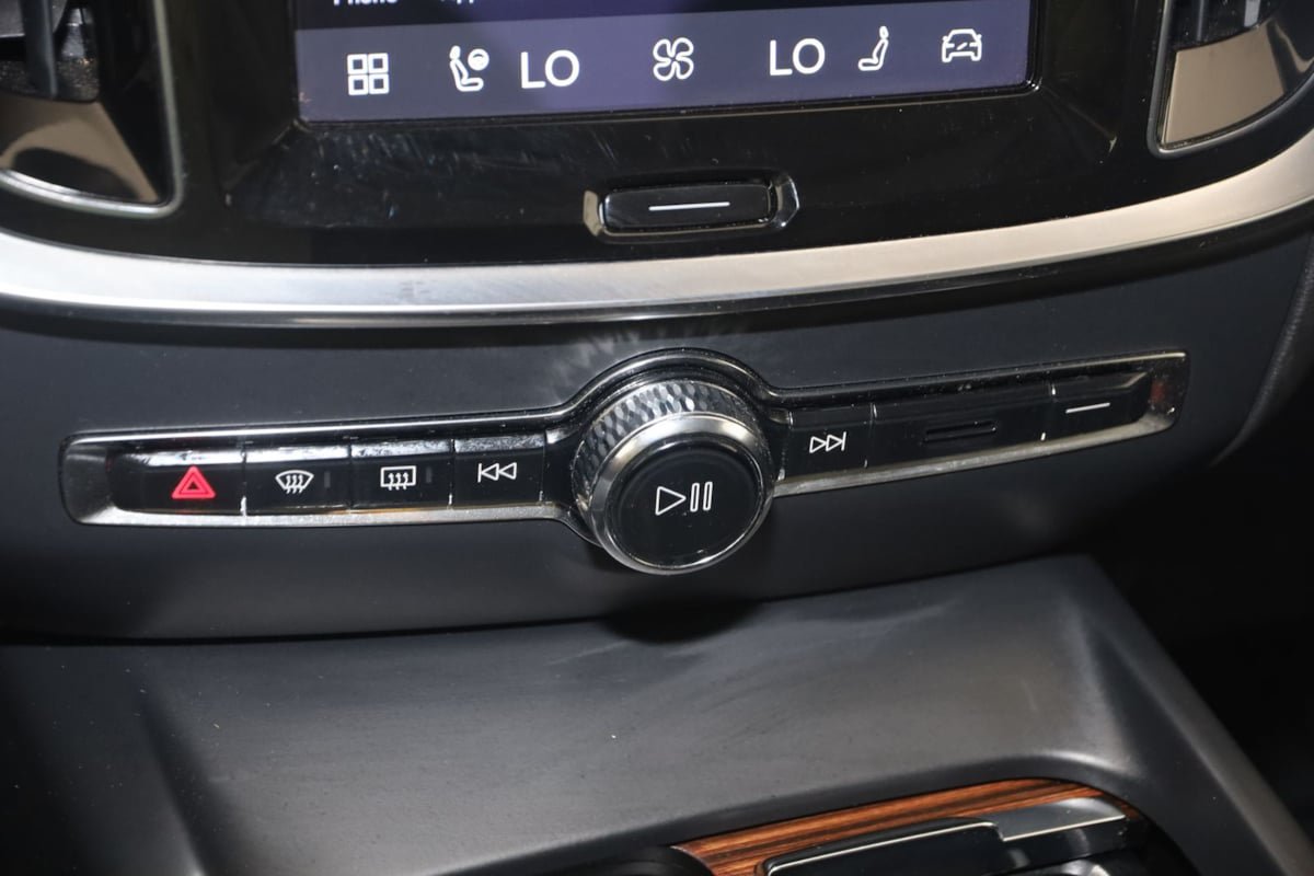 Used 2023 Volvo S60 B5 Plus AWD/4WD image 30