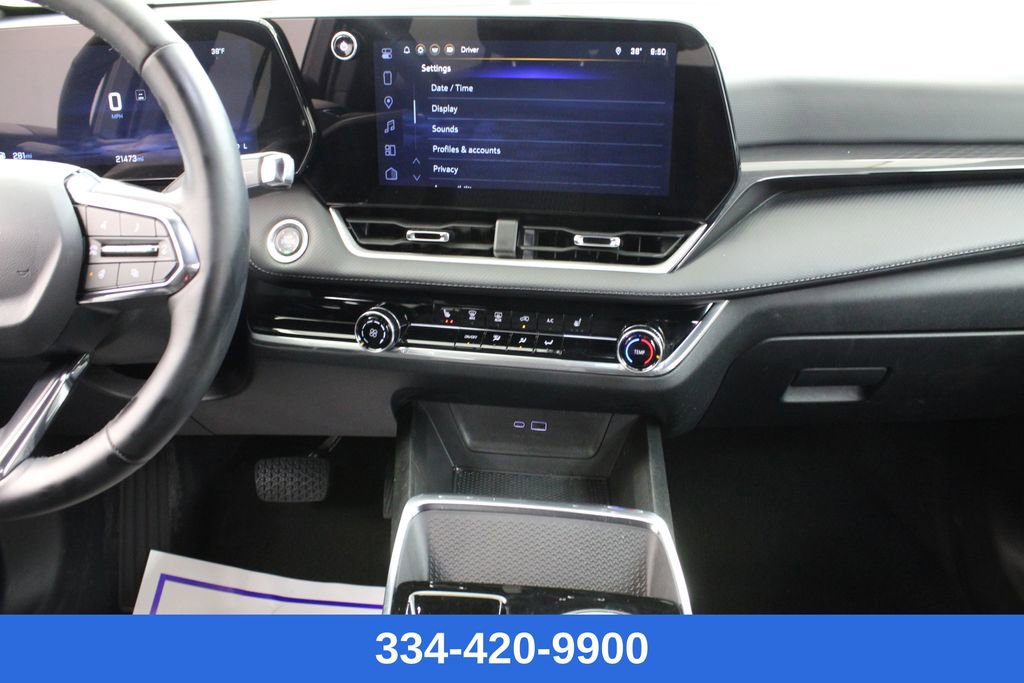 Used 2025 Chevrolet Equinox LT image 20