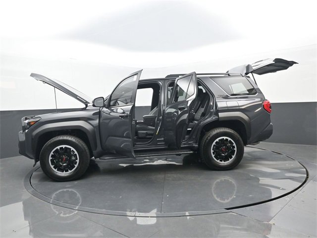 Used 2025 Toyota 4Runner TRD Off-Road image 31