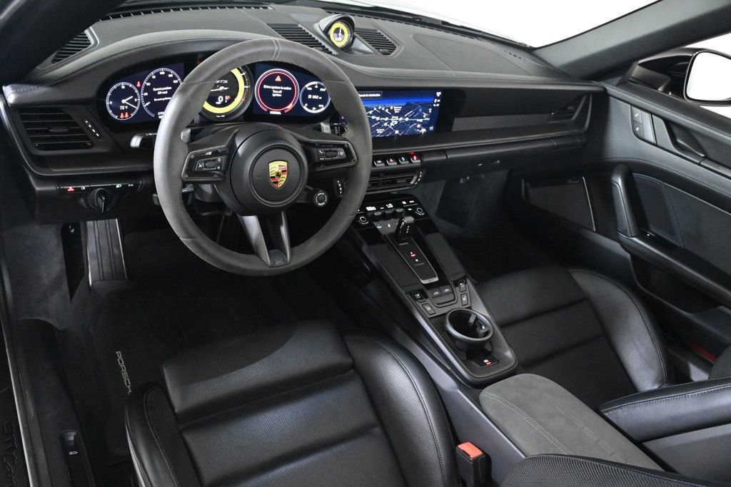 Certified 2023 Porsche 911 Targa 4 GTS image 4