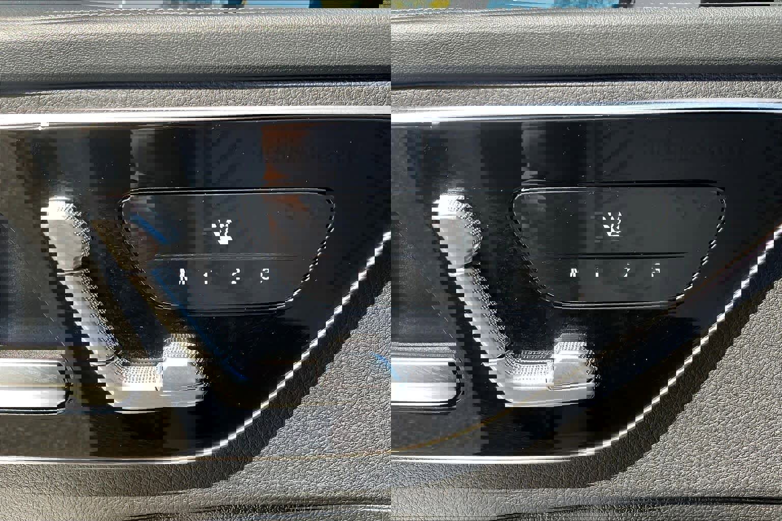 Used 2023 Mercedes-Benz C 300 Sedan image 30