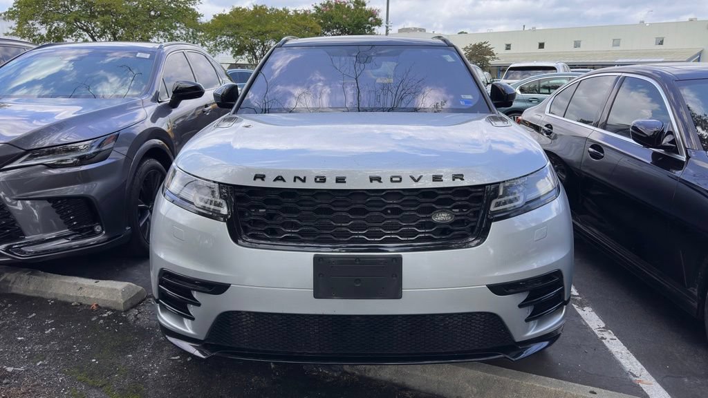 Used 2018 Land Rover Range Rover Velar R-Dynamic SE AWD/4WD image 12