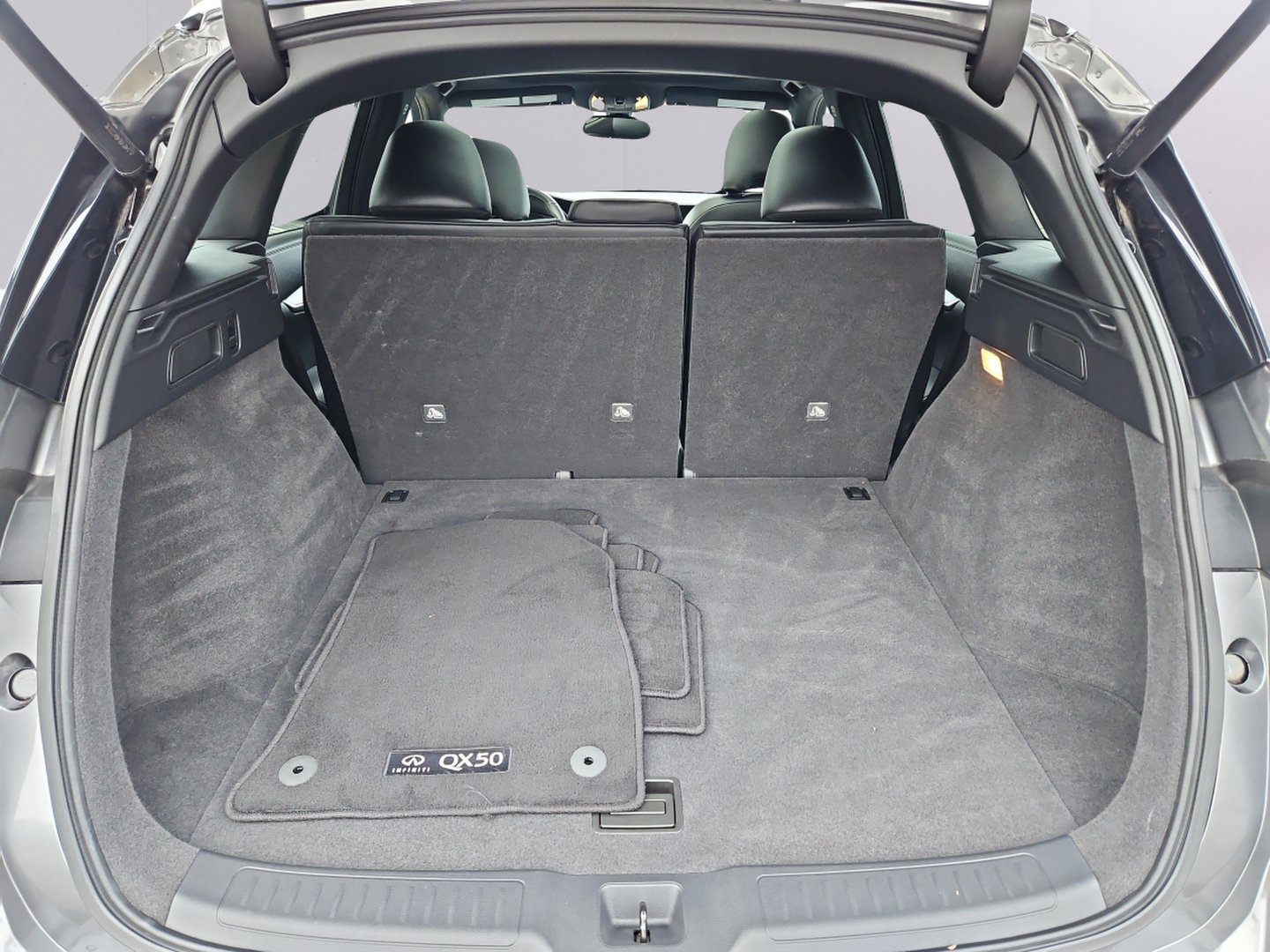 Used 2022 INFINITI QX50 Luxe w/ Appearance Package AWD/4WD image 33