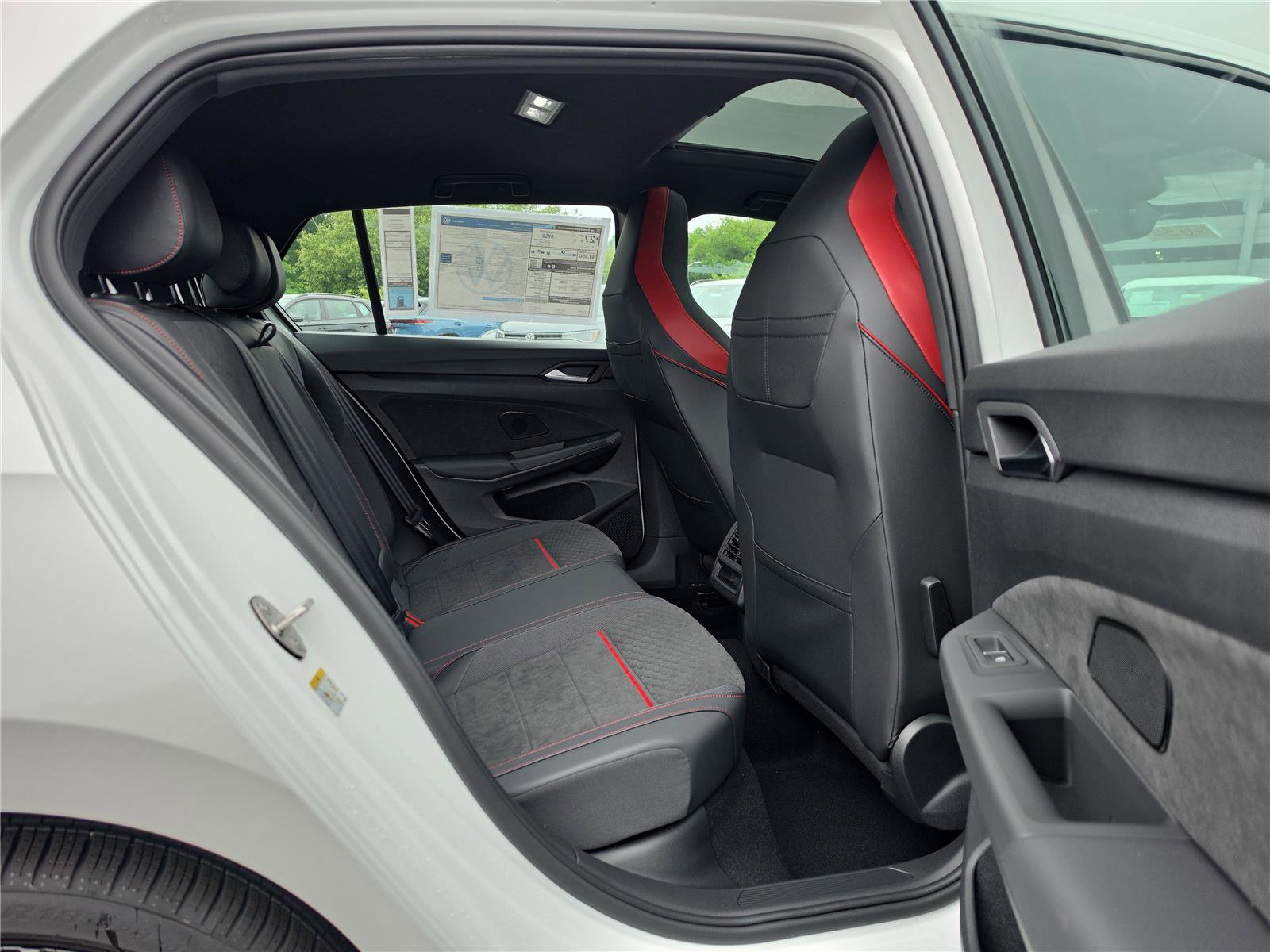 New 2026 Volkswagen GTI SE FWD image 26