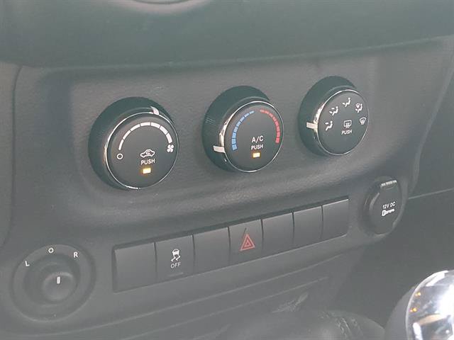 Used 2017 Jeep Wrangler Unlimited Sport AWD/4WD image 12
