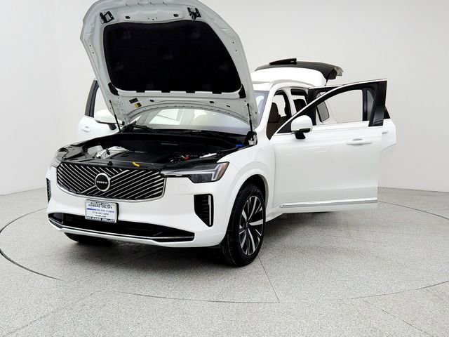 New 2025 Volvo XC90 B6 Core w/ Climate Package image 9