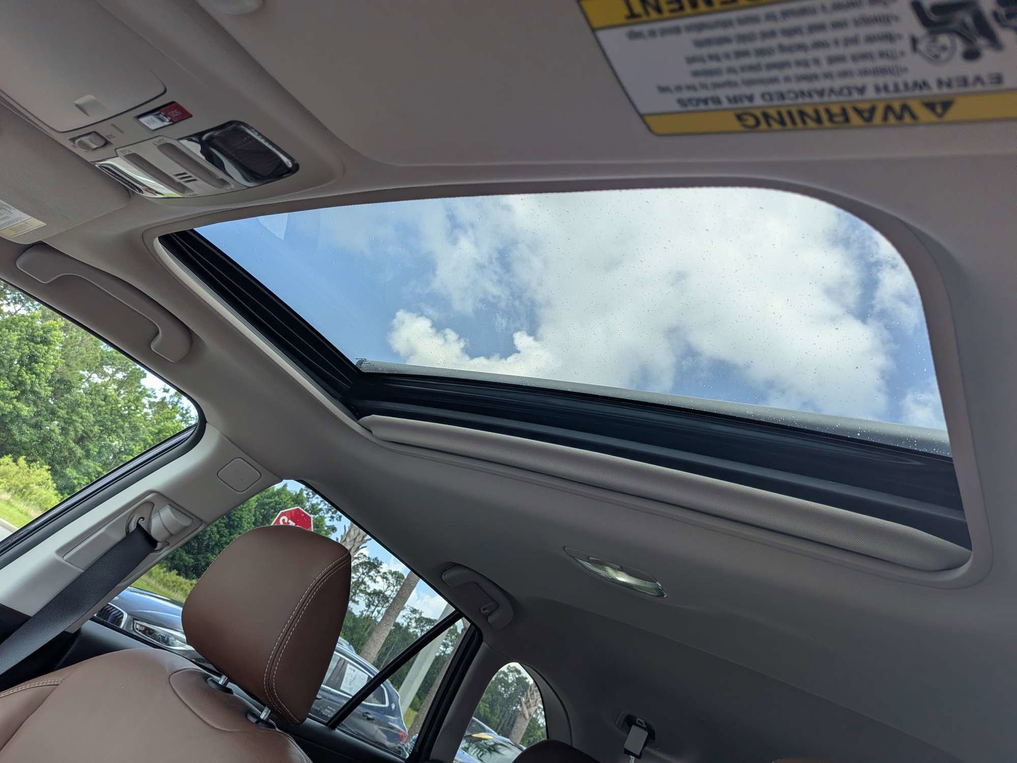 Used 2018 Subaru Outback 2.5i Touring w/ Popular Package #3 AWD/4WD image 19