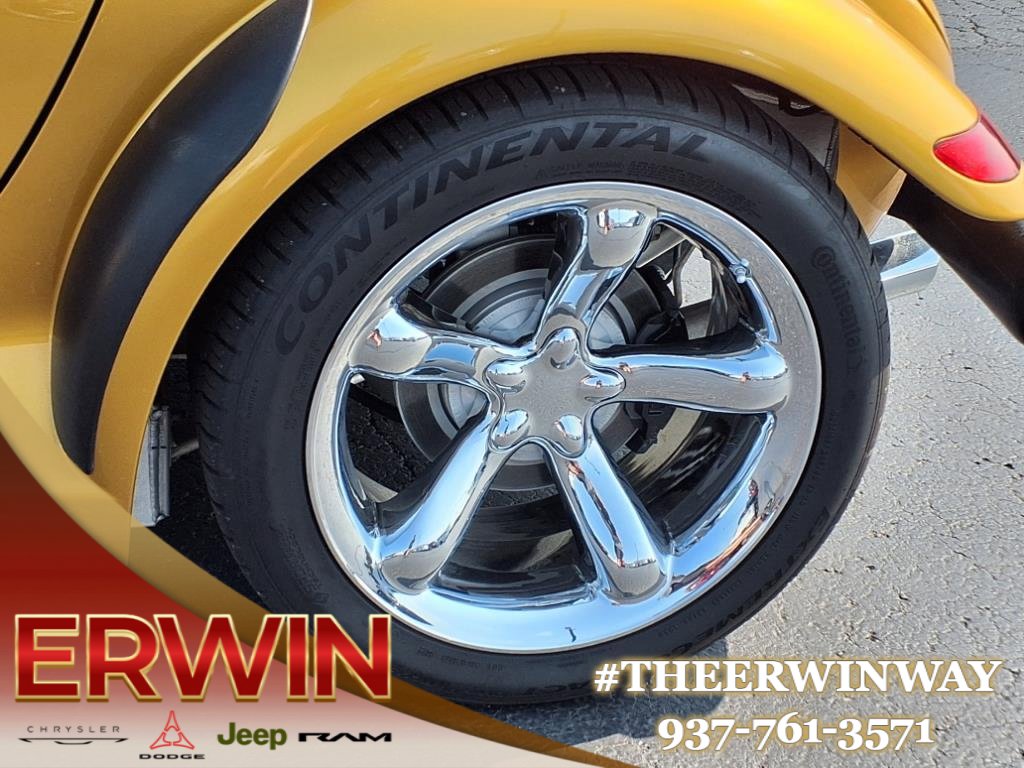 Used 2002 Chrysler Prowler RWD image 11