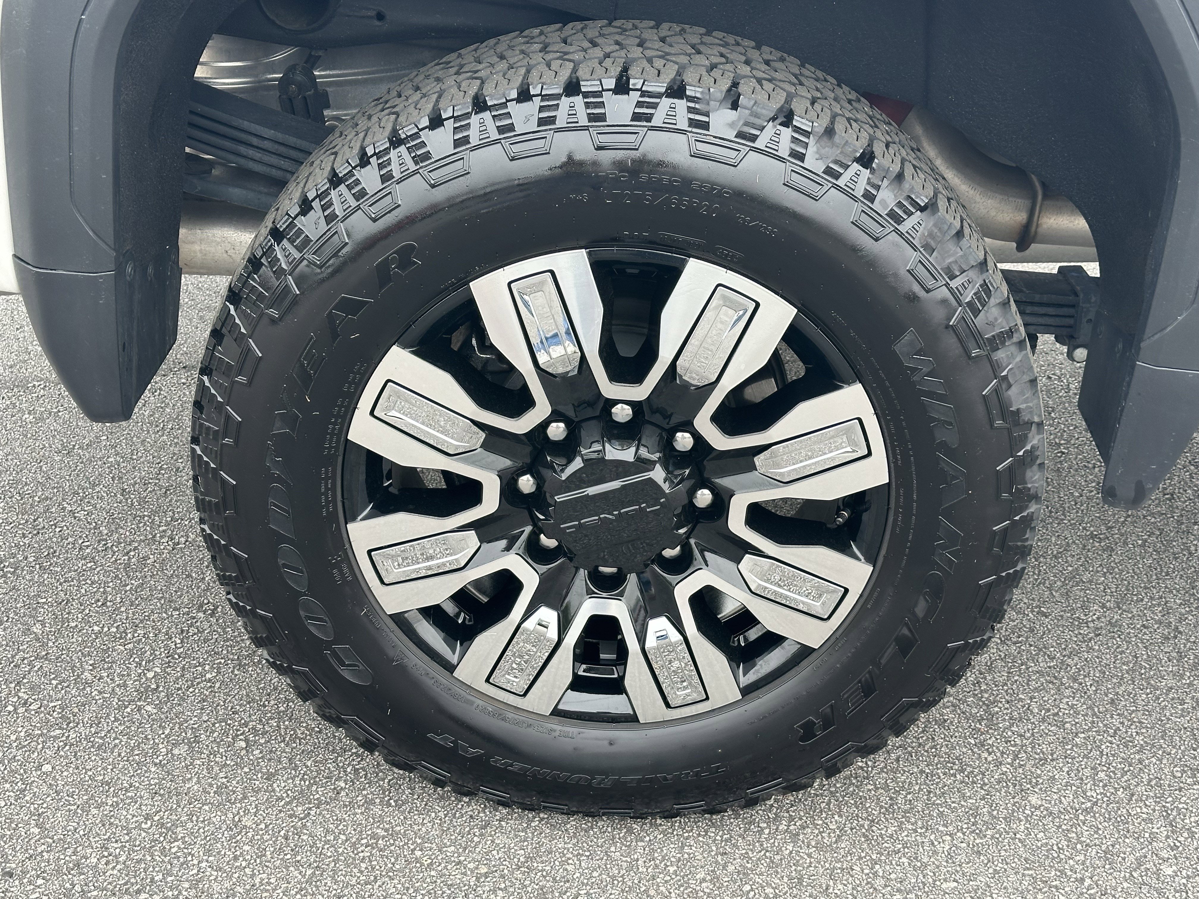 Used 2025 GMC Sierra 2500 Denali w/ Denali Reserve Package image 20