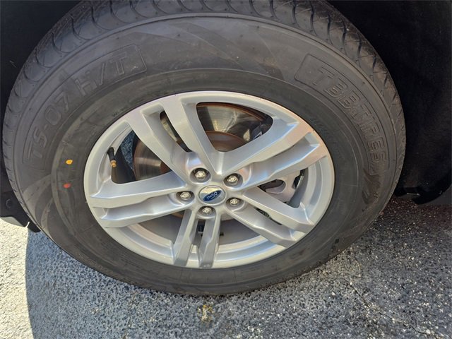 Used 2022 Ford Explorer XLT image 7