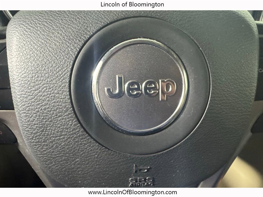 Used 2021 Jeep Grand Cherokee Limited w/ Trailer Tow Group IV image 39