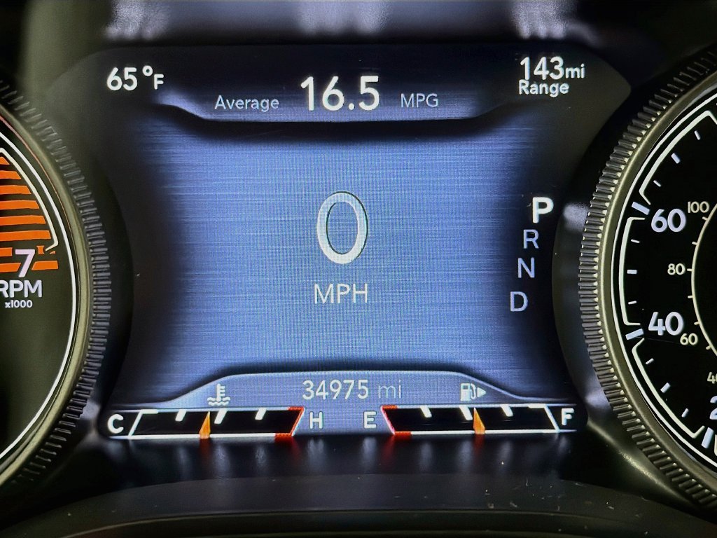 Used 2019 Jeep Cherokee Trailhawk AWD/4WD image 12