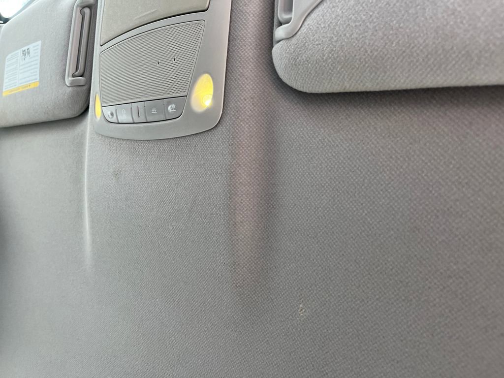 Used 2013 Nissan Sentra SR w/ Driver Pkg FWD image 19