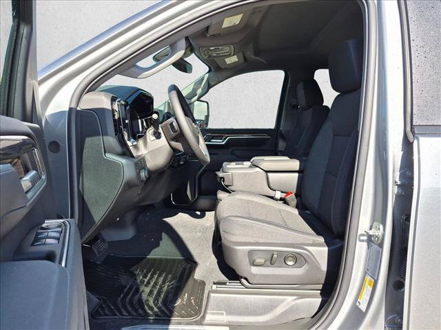 New 2026 Chevrolet Silverado 2500 LT w/ Convenience Package AWD/4WD image 15