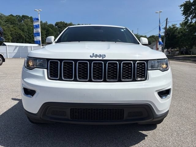 Used 2019 Jeep Grand Cherokee Laredo AWD/4WD image 39
