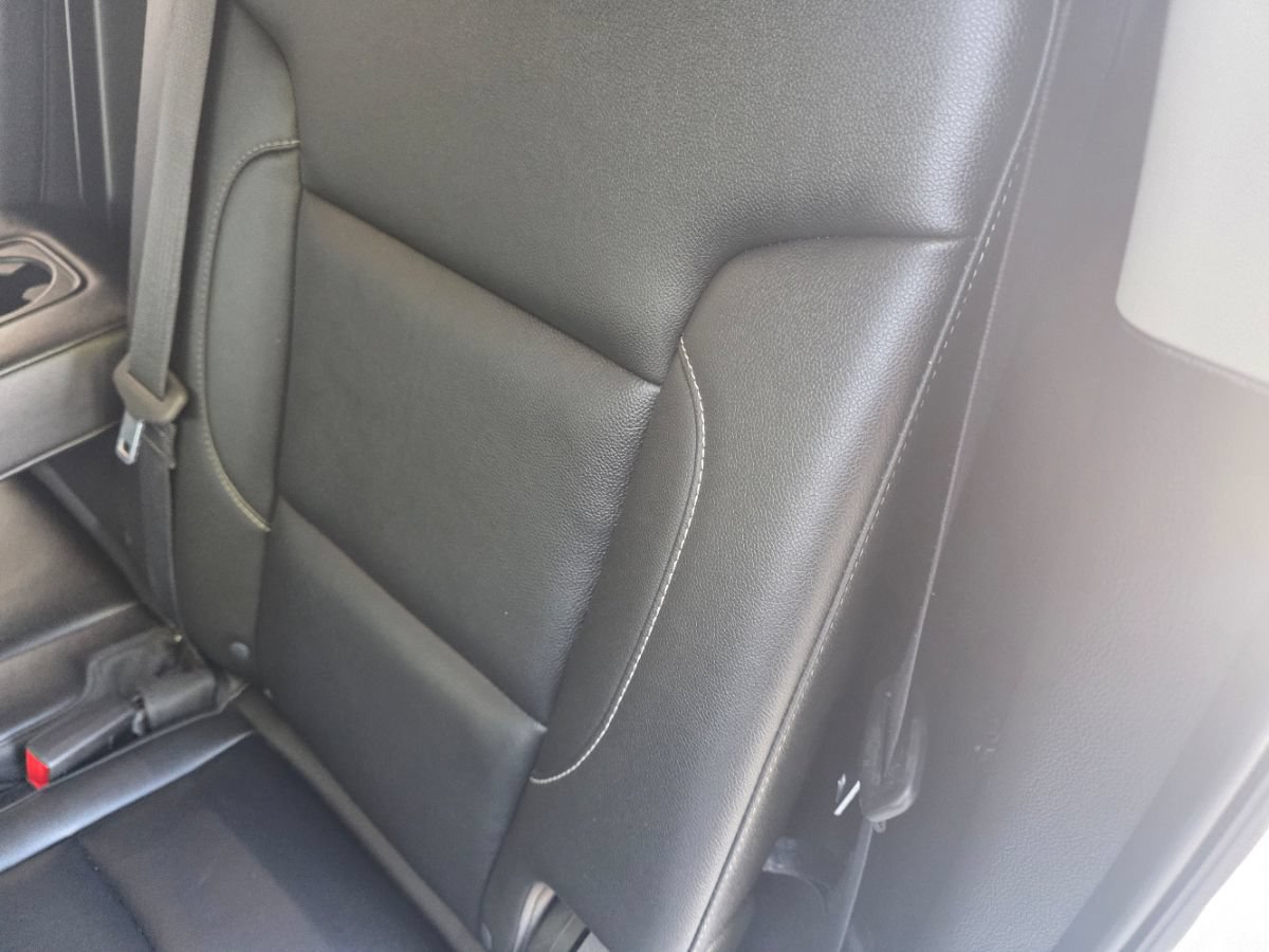 Used 2019 Chevrolet Suburban LT AWD/4WD image 36