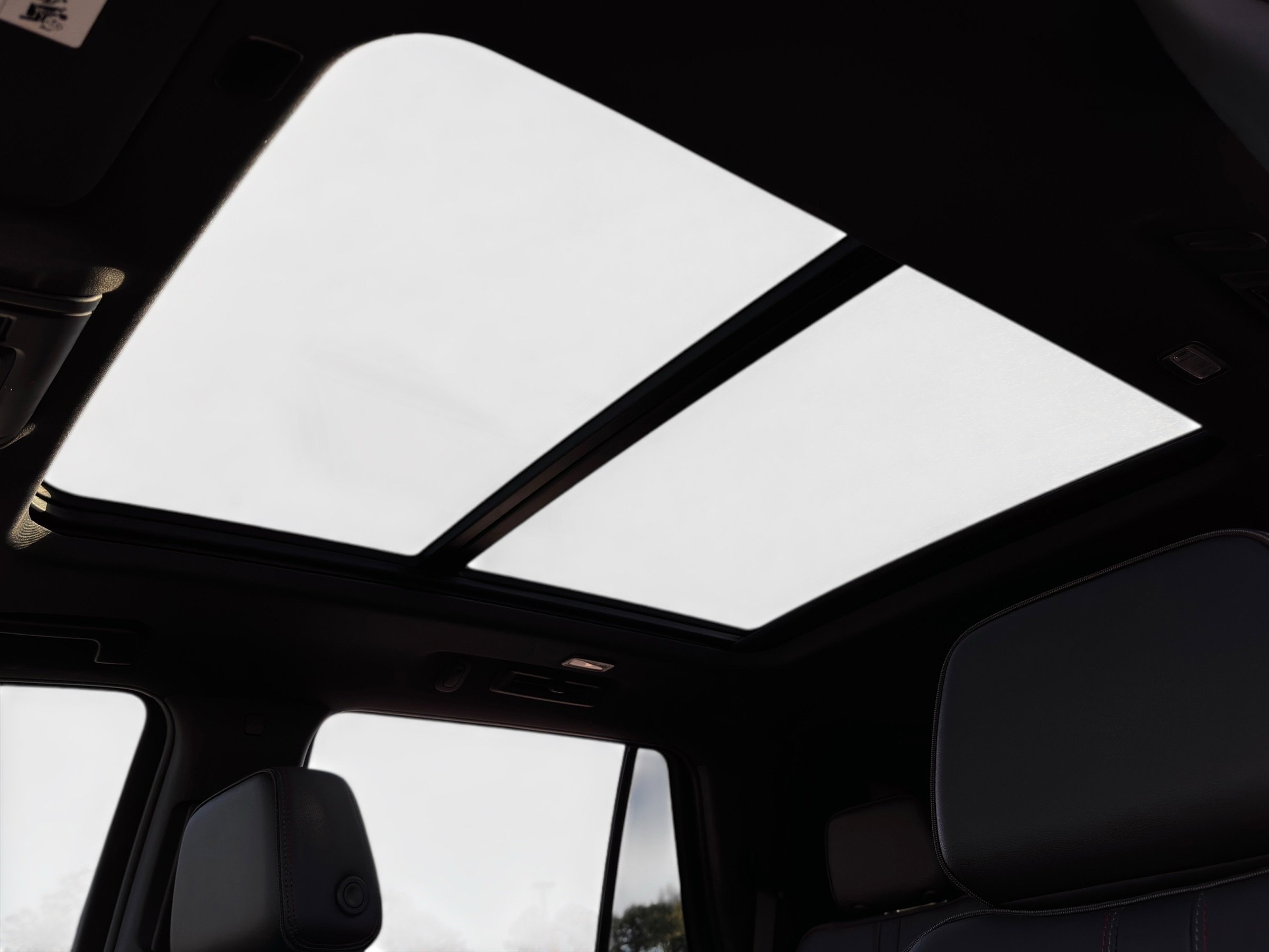 Certified 2024 Chevrolet Tahoe RST w/ Luxury Package image 28