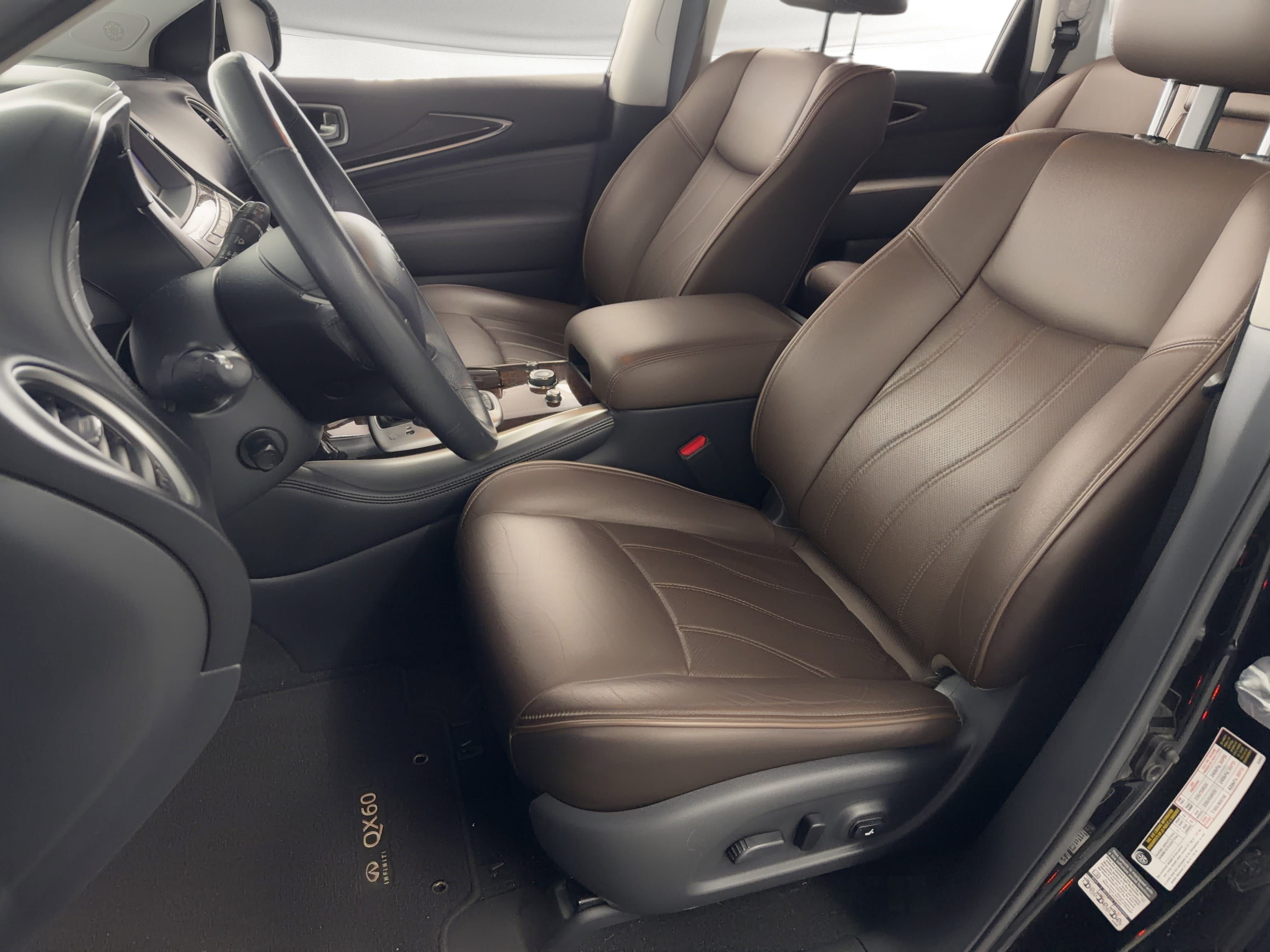 Used 2015 INFINITI QX60 FWD w/ Deluxe Touring Package image 5