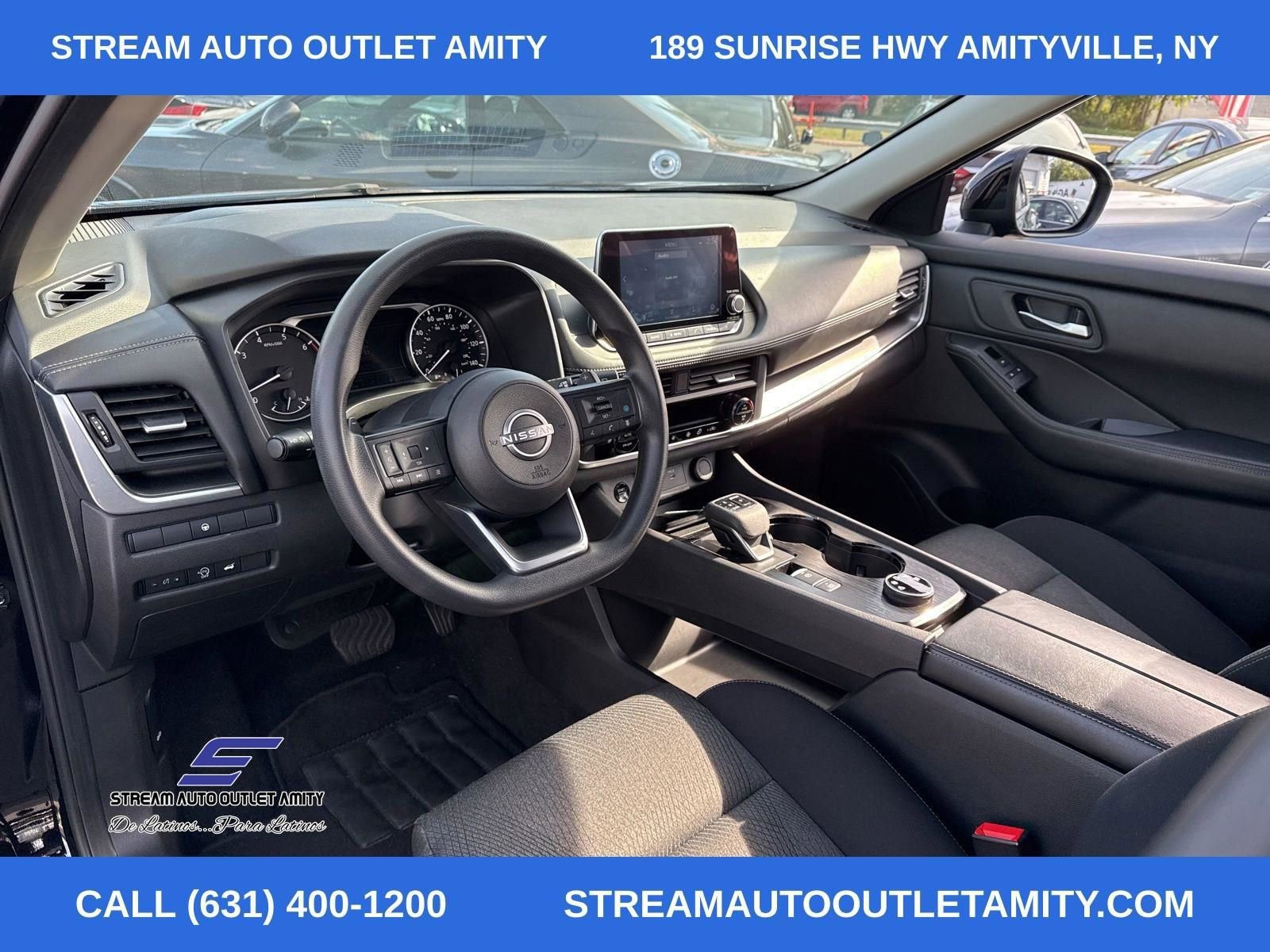 Used 2024 Nissan Rogue SV image 26