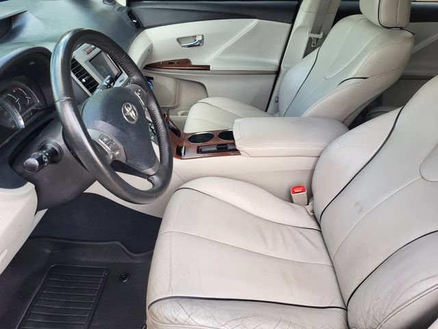 Used 2011 Toyota Venza AWD w/ Comfort Pkg image 12