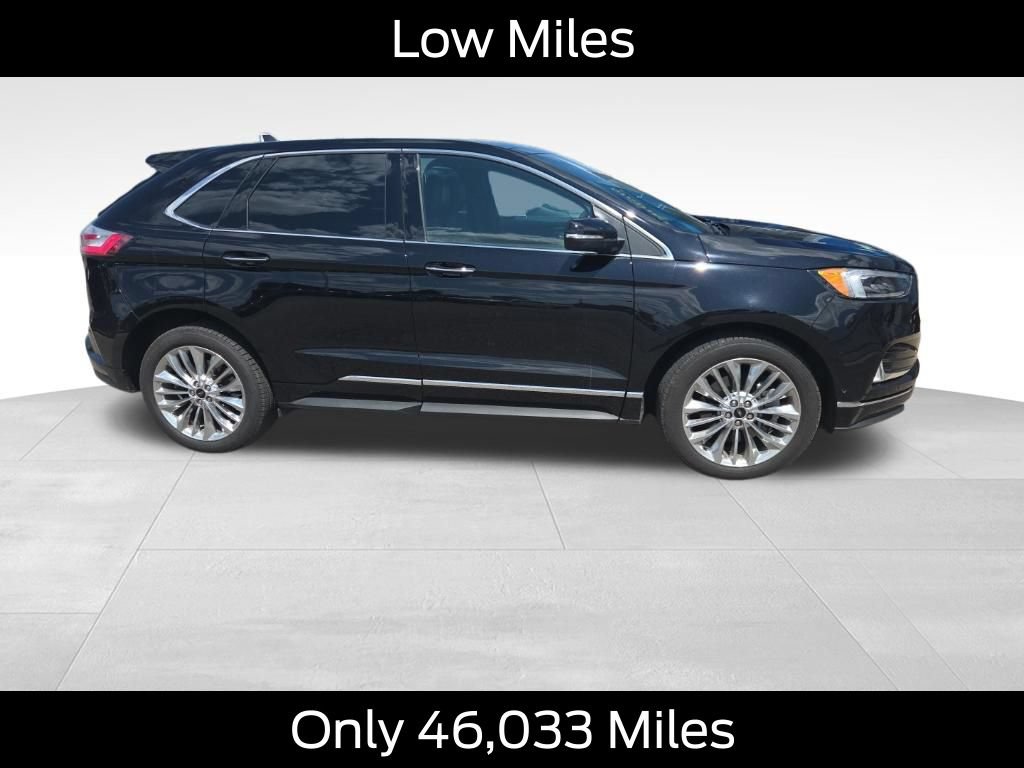 Used 2022 Ford Edge Titanium w/ Equipment Group 301A AWD/4WD image 2