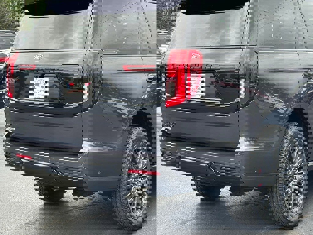 New 2025 Ford Expedition Platinum w/ Stealth Performance Package image 50