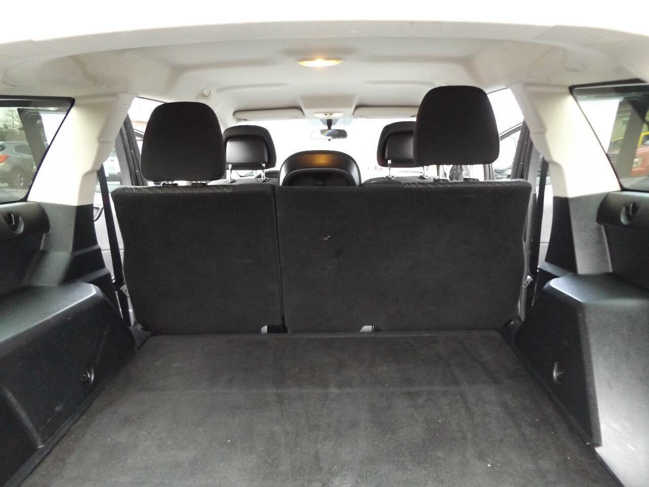 Used 2012 Dodge Journey SXT image 29