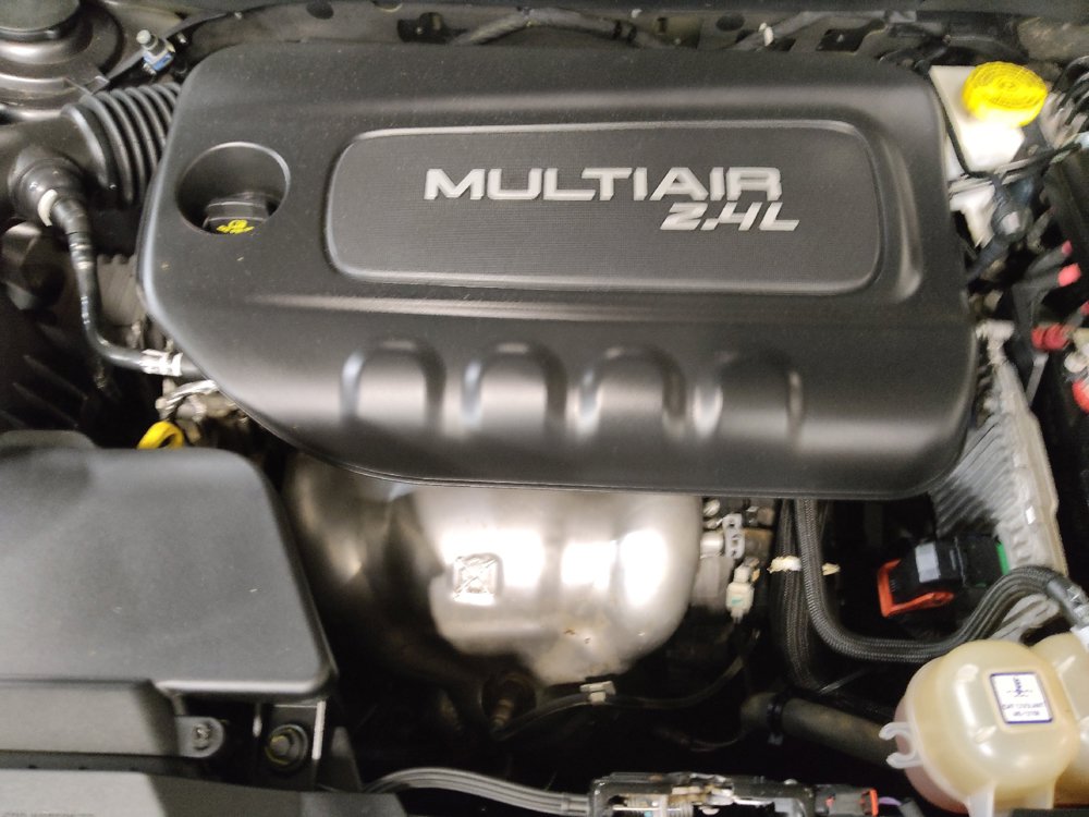 Used 2019 Jeep Cherokee Latitude Plus FWD image 30