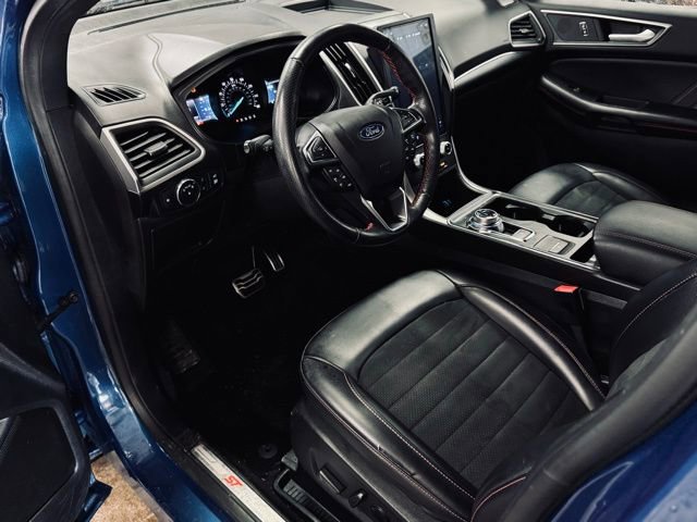 Used 2022 Ford Edge ST-Line w/ Class II Trailer Tow Package image 18