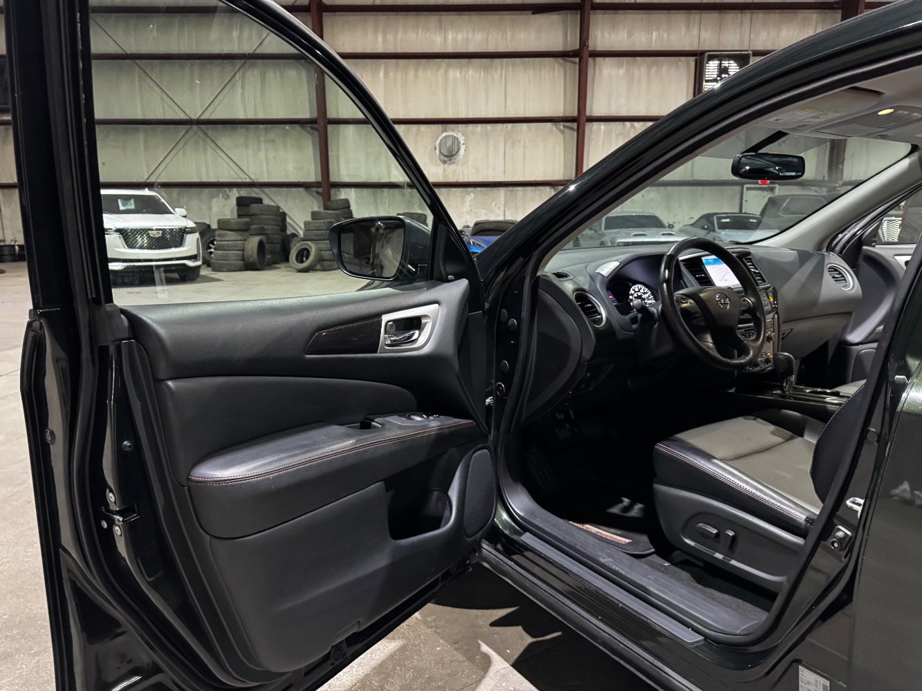 Used 2020 Nissan Pathfinder SV w/ Rock Creek Edition image 11