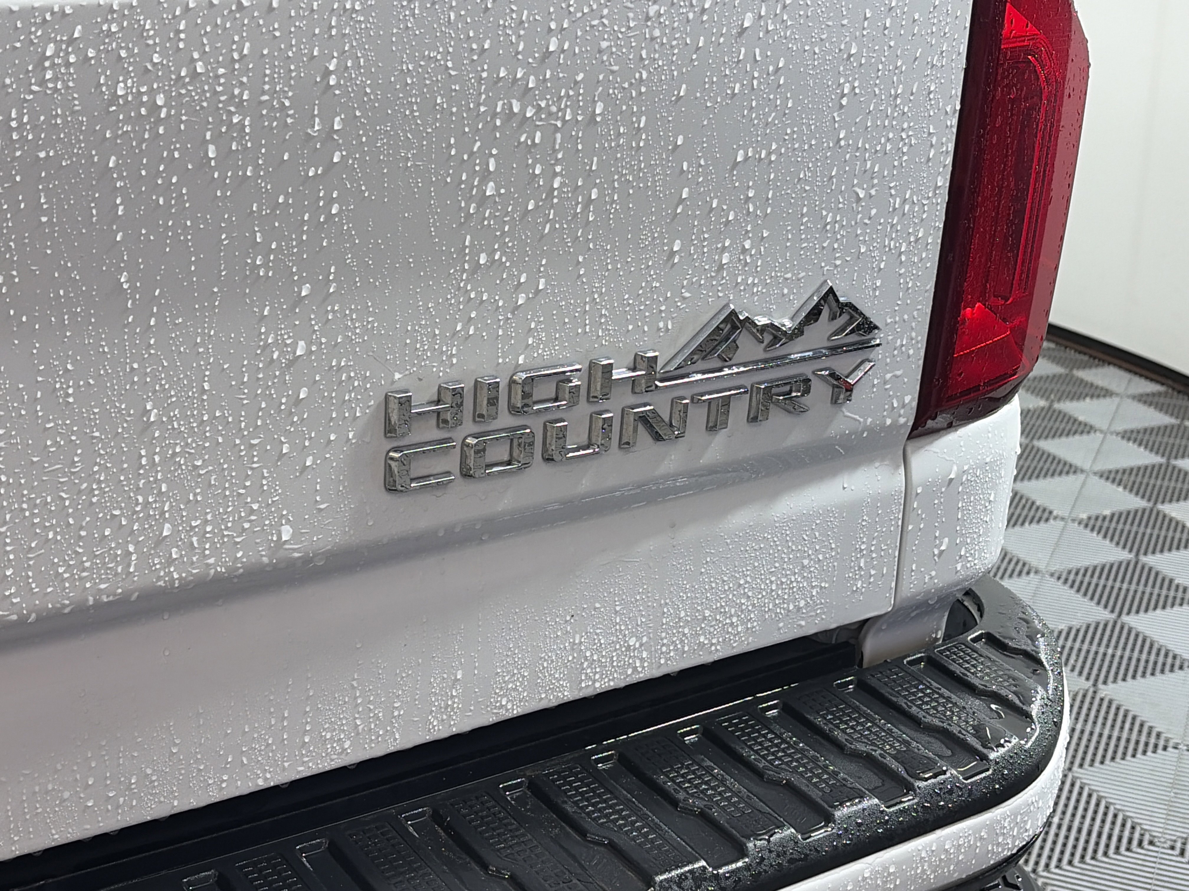 Certified 2023 Chevrolet Silverado 3500 High Country image 17