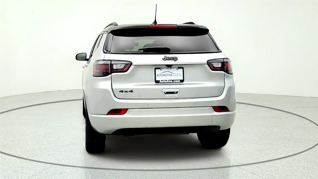 Used 2025 Jeep Compass Limited w/ High Altitude Package AWD/4WD image 6