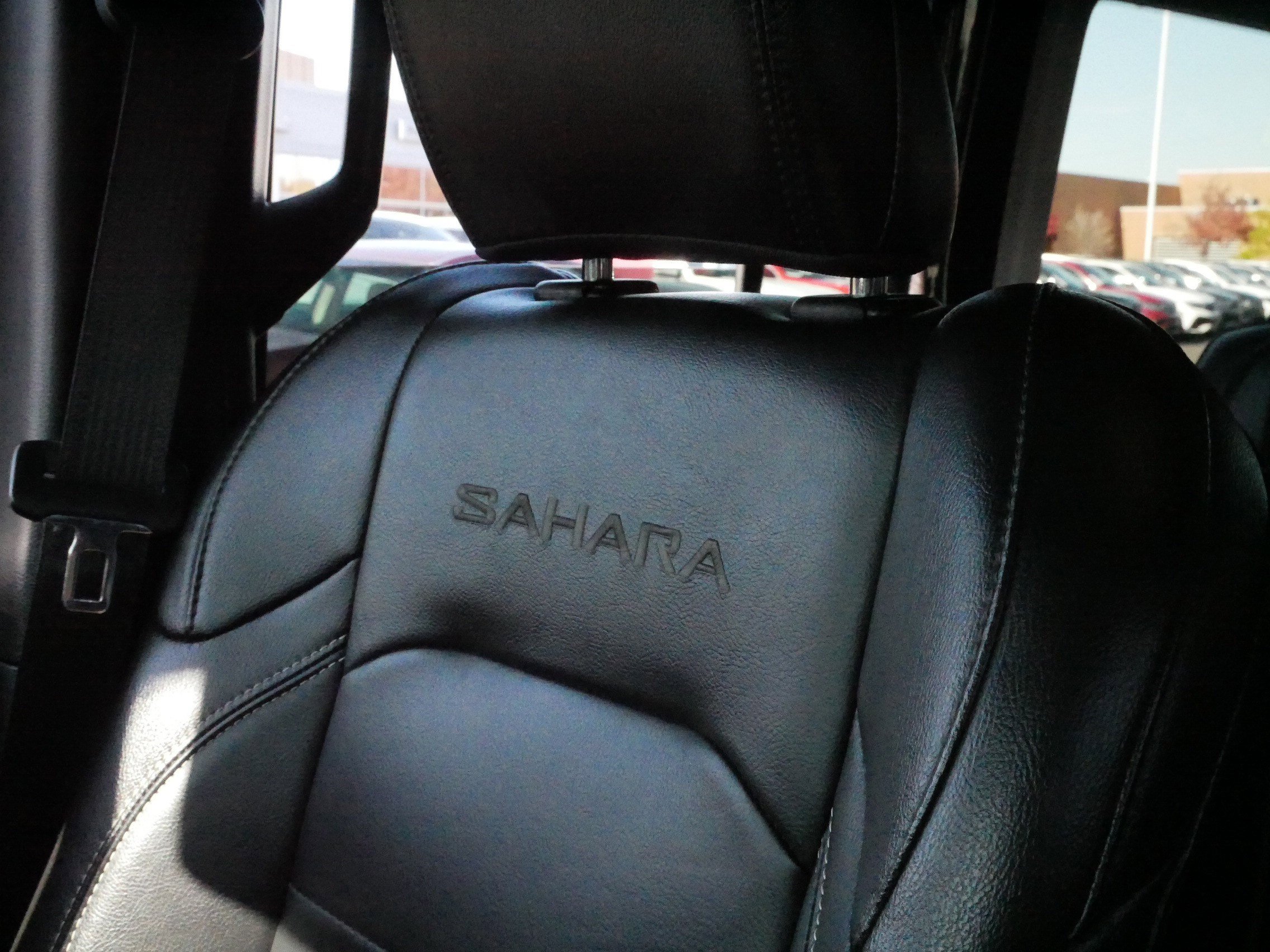 Used 2021 Jeep Wrangler Unlimited Sahara image 33