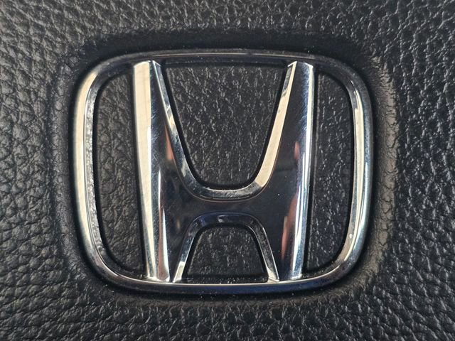 Certified 2025 Honda Pilot Sport image 9