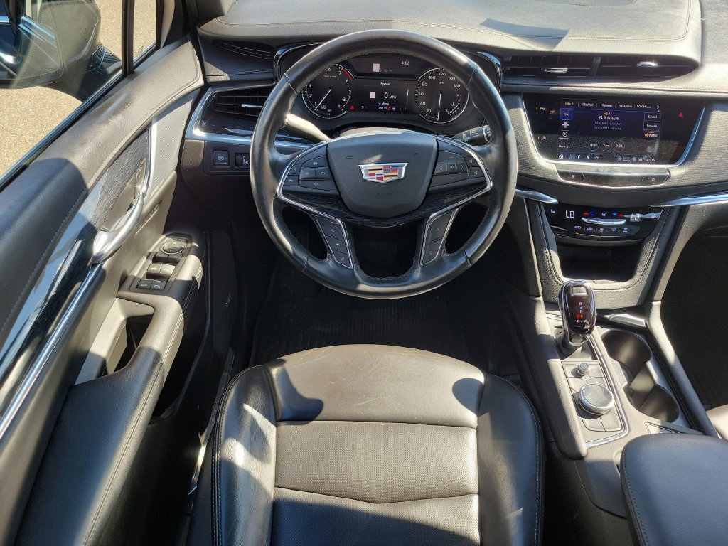 Used 2023 Cadillac XT5 Premium Luxury w/ LPO, Floor Liner Package AWD/4WD image 16