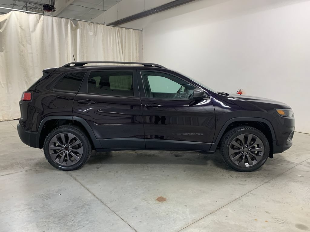 Used 2021 Jeep Cherokee Latitude Lux 80th Anniv w/ Quick Order Package 26U 80TH AWD/4WD image 11