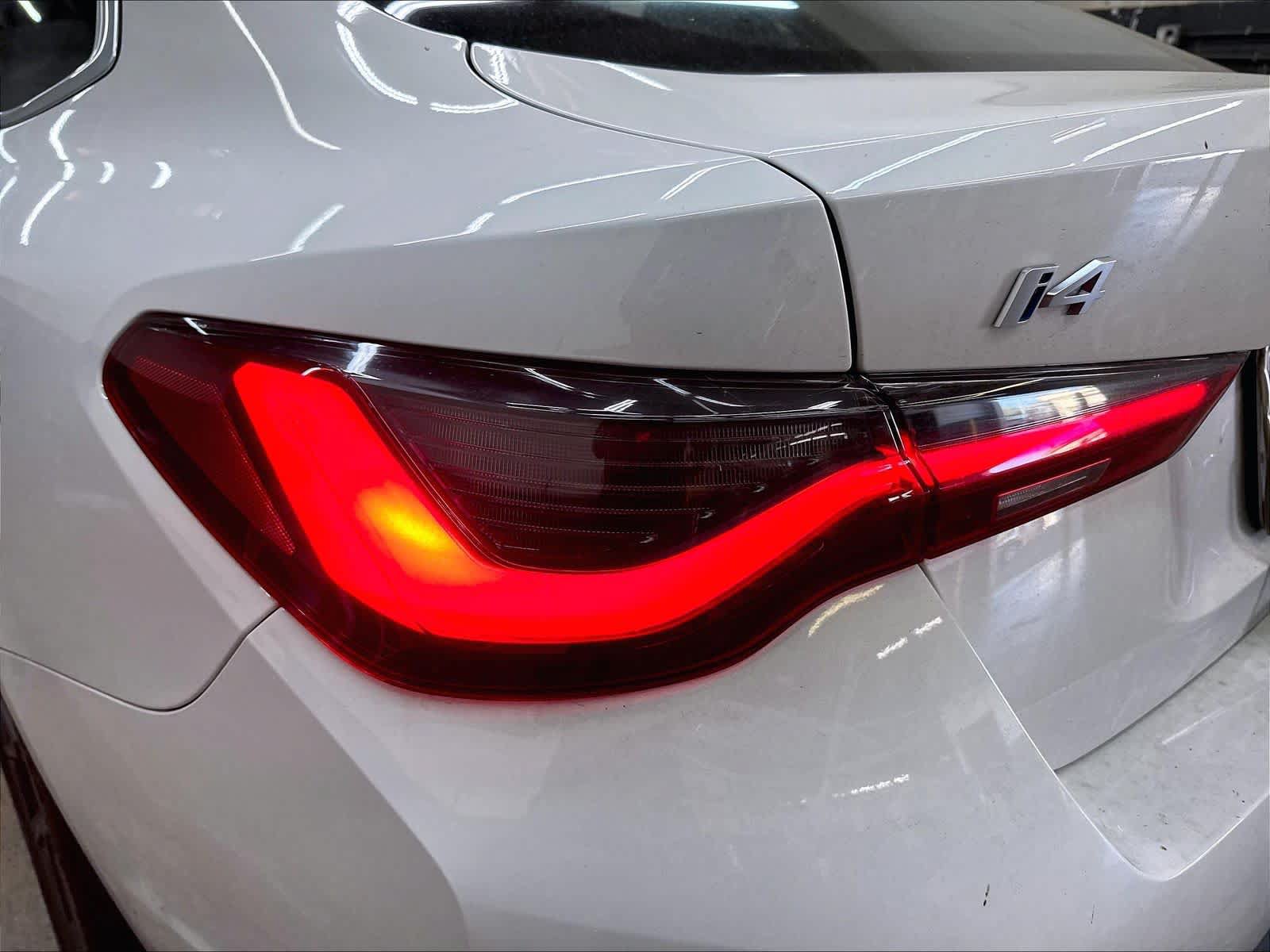 Used 2023 BMW i4 eDrive40 RWD image 31
