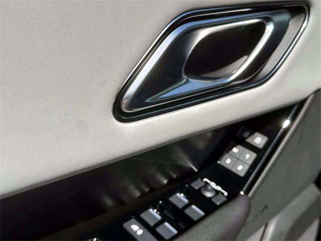 New 2026 Land Rover Range Rover Velar Dynamic SE image 15