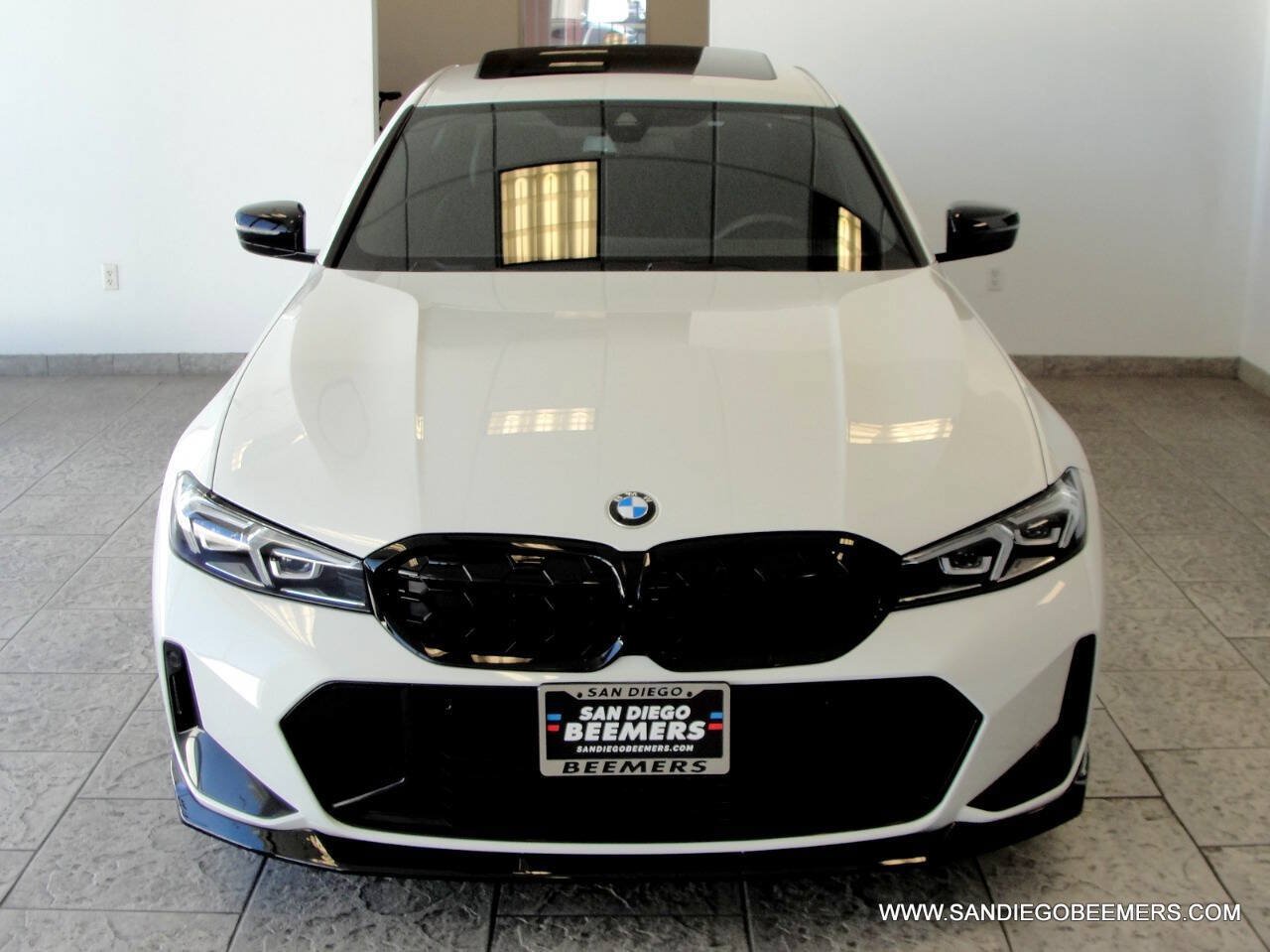 Used 2023 BMW 330i Sedan w/ M Sport Package RWD image 19